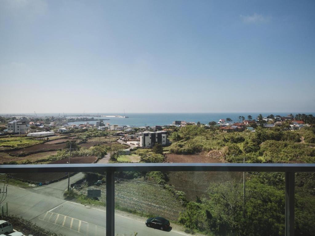 Sallys Jeju Hotel Exterior photo